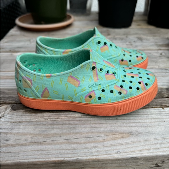 Girls native sandals size C12 - Picture 2 of 4